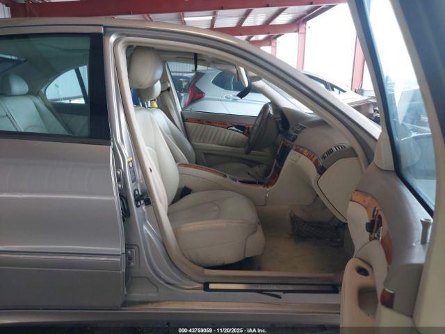 Mercedes-Benz E-Class Image 5