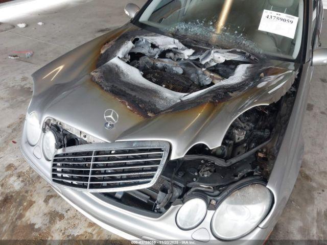 Mercedes-Benz E-Class Image 8