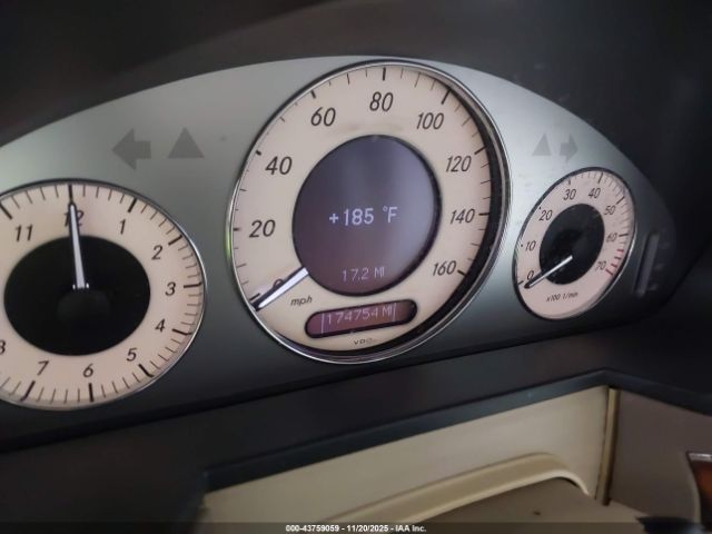 Mercedes-Benz E-Class Image 4