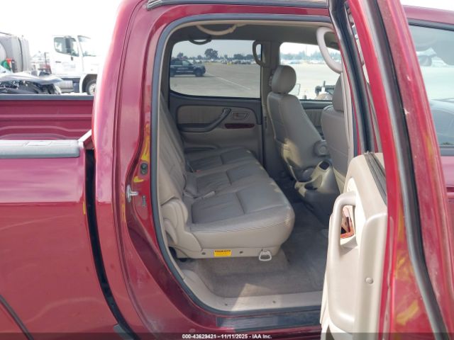 Toyota Tundra Limited V8 Image 5