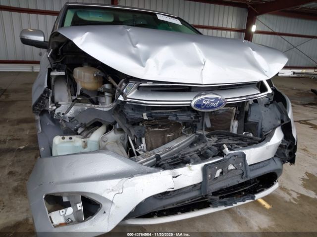 Ford Edge Titanium Image 8