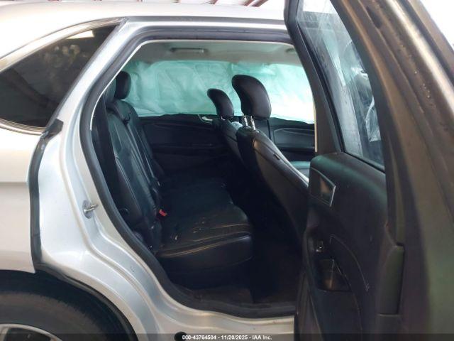 Ford Edge Titanium Image 7