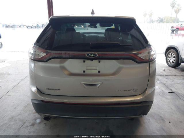 Ford Edge Titanium Image 4