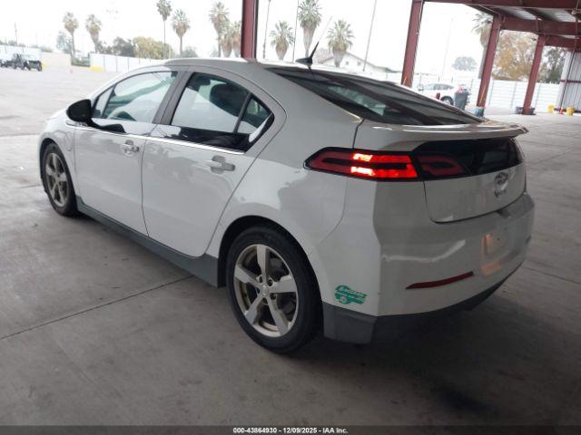 Chevrolet Volt Image 5