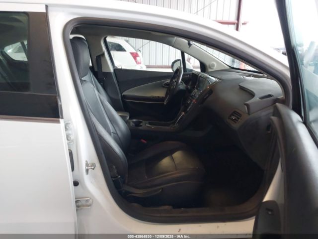 Chevrolet Volt Image 8