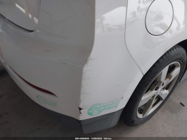 Chevrolet Volt Image 2