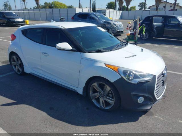  Salvage Hyundai VELOSTER