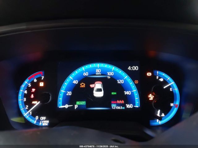 Toyota Corolla Hybrid Le Image 3