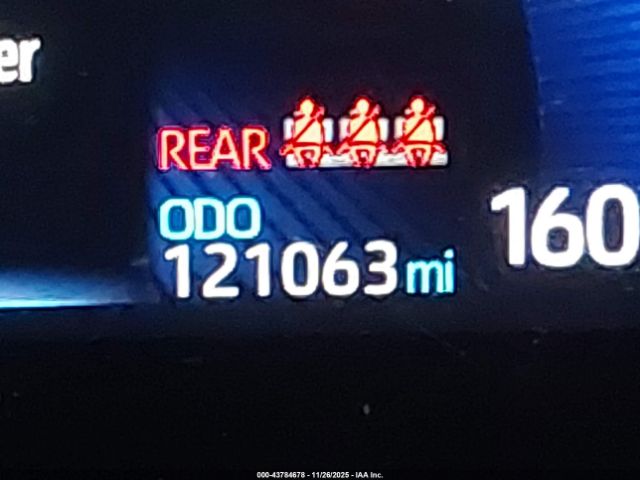 Toyota Corolla Hybrid Le Image 7