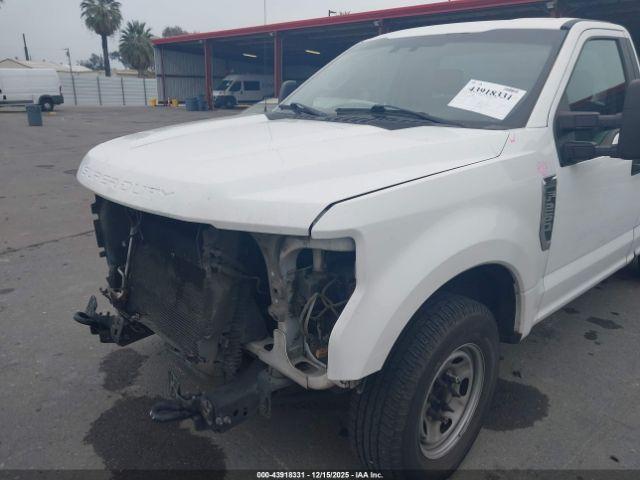 Ford F-250 Xl Image 19