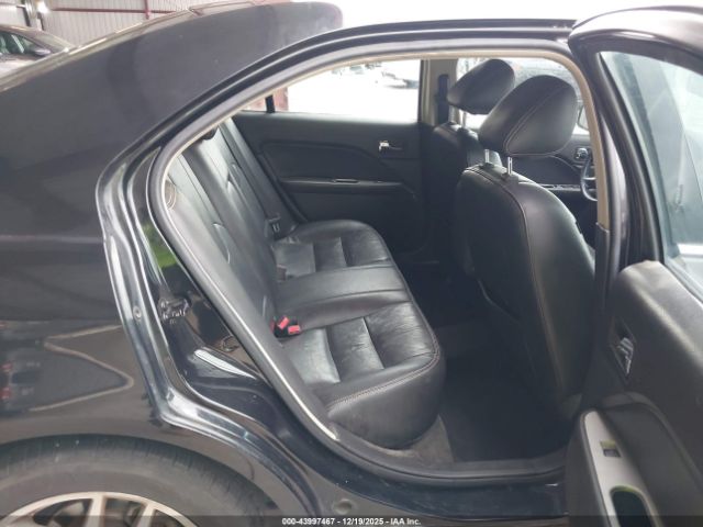 Ford Fusion Sel Image 9