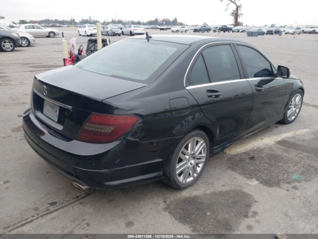 Mercedes-Benz C-Class Image 11