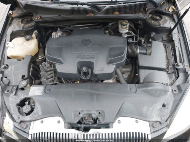 Buick Lucerne Cx Image 9