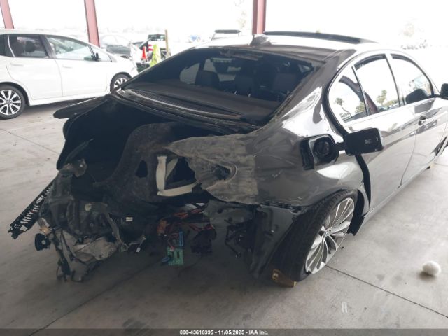 BMW 5 Series I Image 12