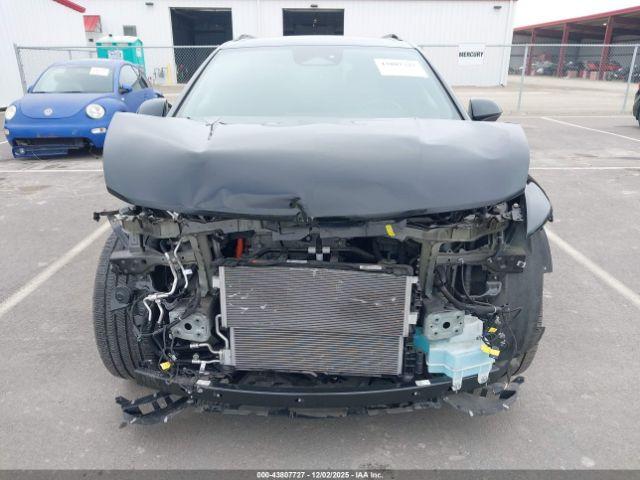 Chevrolet Equinox Rs Image 16