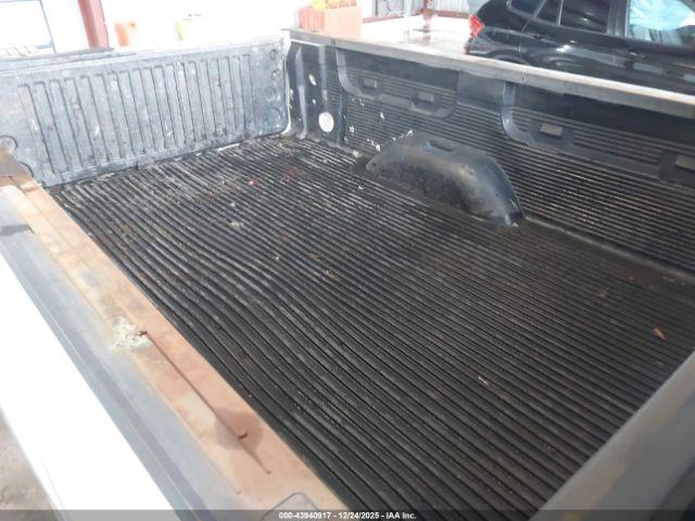 GMC Sierra 1500 Image 16