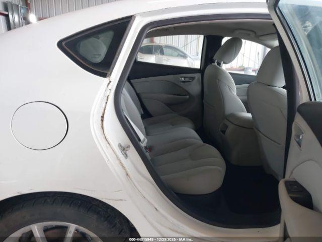 Dodge Dart Sxt Image 4