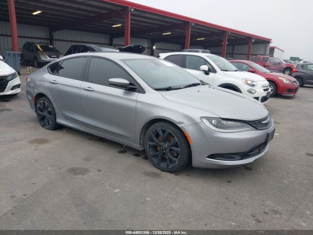 Chrysler 200 S Image 1