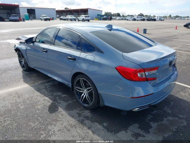 Honda Accord Touring Image 6