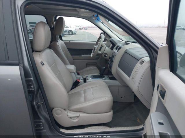 Ford Escape Xlt Image 2