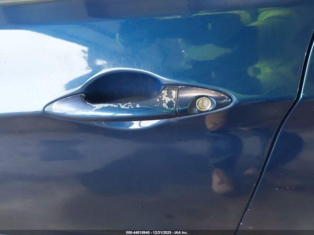 Hyundai ACCENT Se Image 2