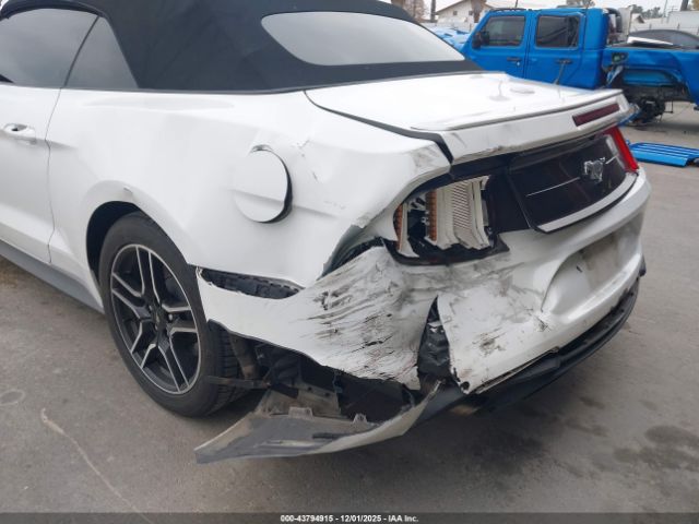 Ford Mustang Ecoboost Premium Image 2