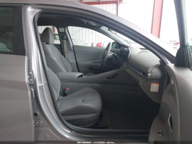 Hyundai ELANTRA Sel Sport Image 2