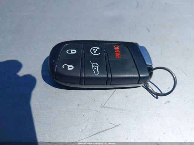 Jeep Grand Cherokee Altitude 4x4 Image 14