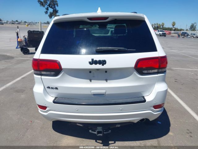 Jeep Grand Cherokee Altitude 4x4 Image 13