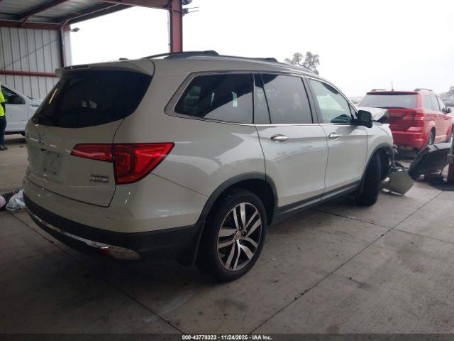 Honda Pilot Touring Image 12