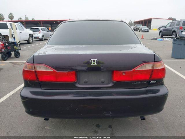 Honda Accord Ex V6 Image 10