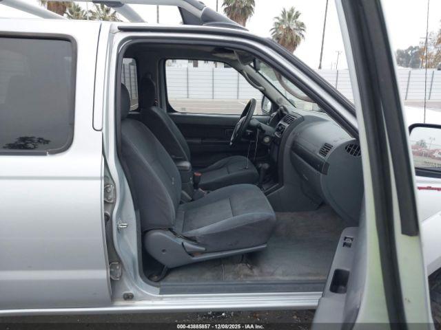 Nissan Frontier Sve-v6 Image 8