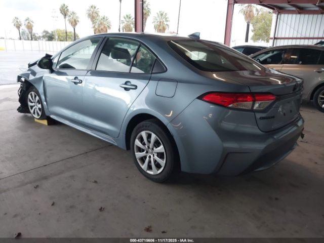 Toyota Corolla Le Image 4