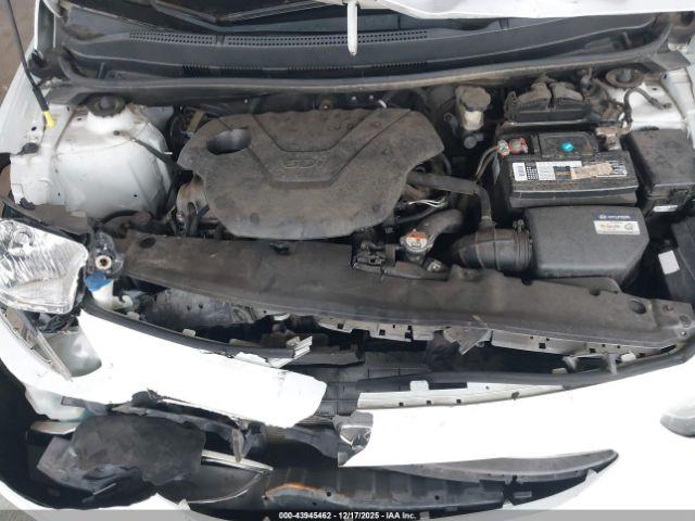 Hyundai ACCENT Se Image 9