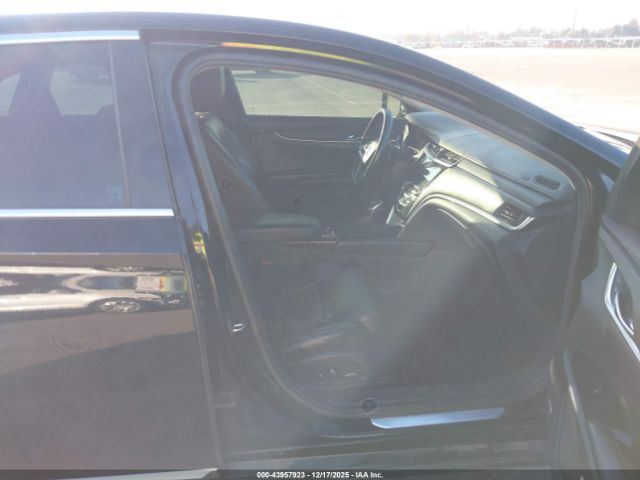 Cadillac XTS Standard Image 5