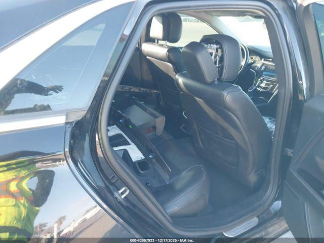 Cadillac XTS Standard Image 4