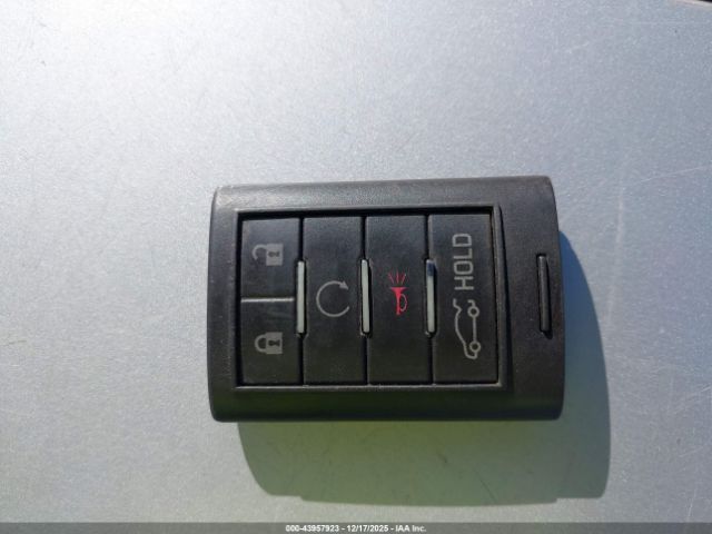 Cadillac XTS Standard Image 15