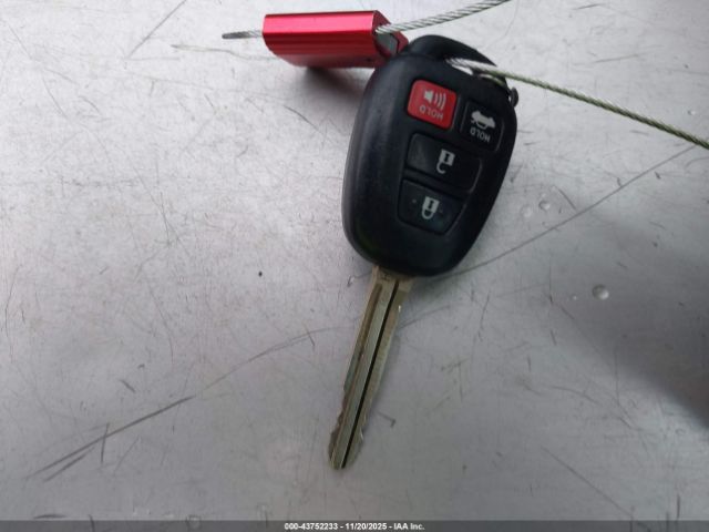 Toyota Camry Se Image 6