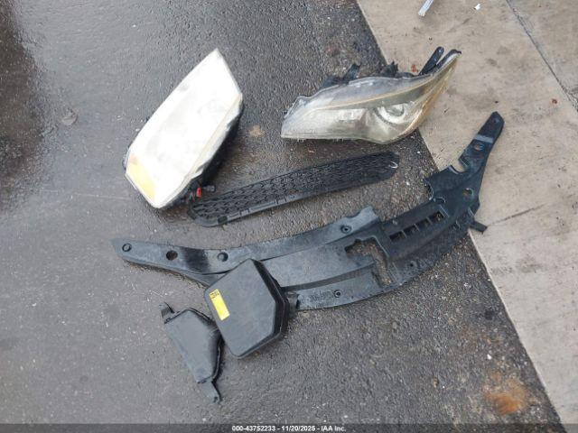 Toyota Camry Se Image 15