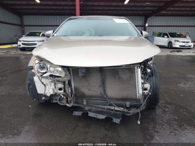 Toyota Camry Se Image 13