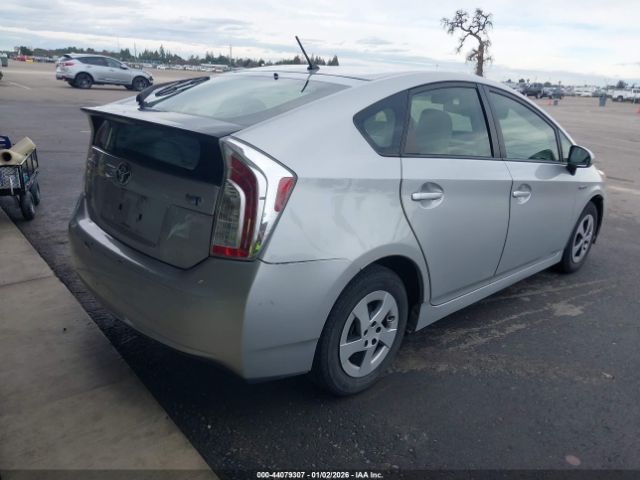 Toyota Prius Two Image 9