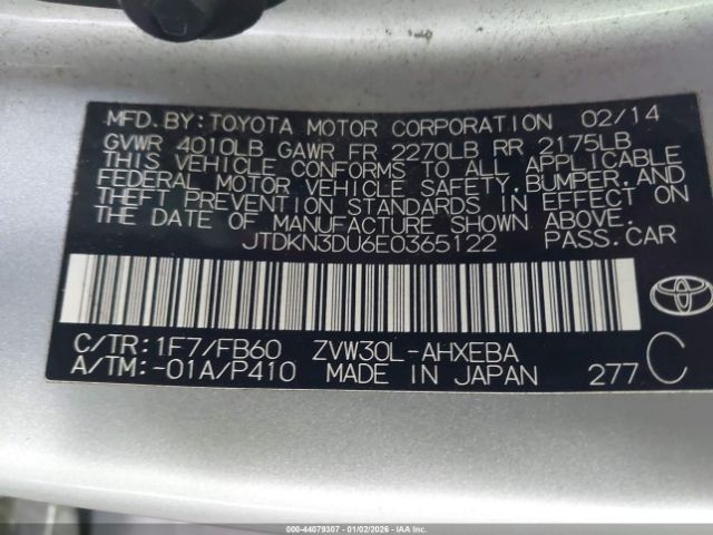 Toyota Prius Two Image 12