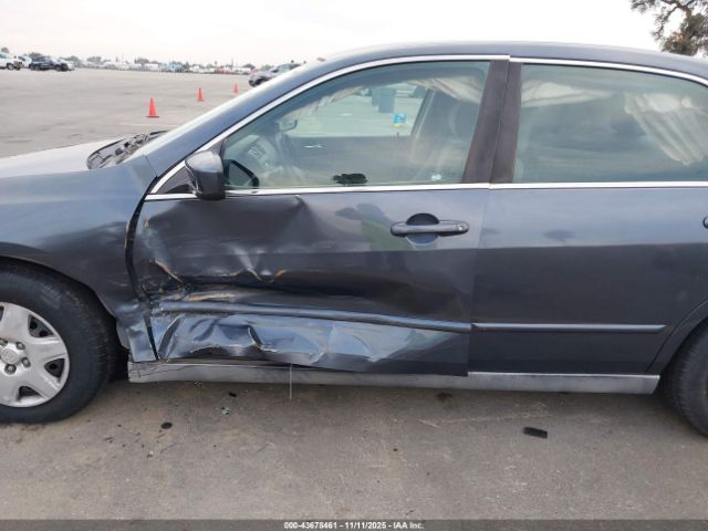 Honda Accord 2.4 Lx Image 17