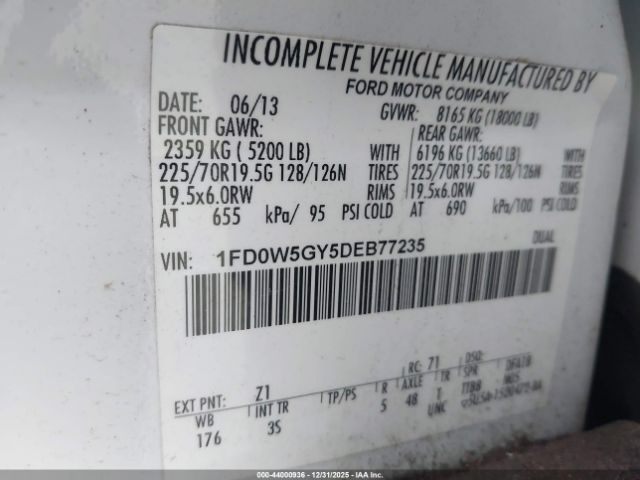 Ford F-550 Xlt Image 10