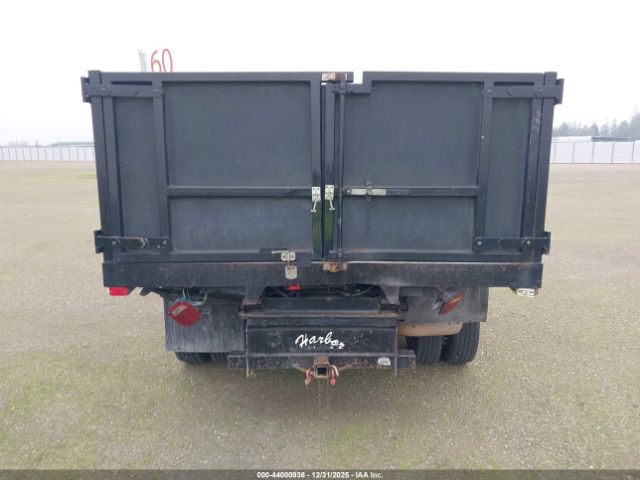 Ford F-550 Xlt Image 11