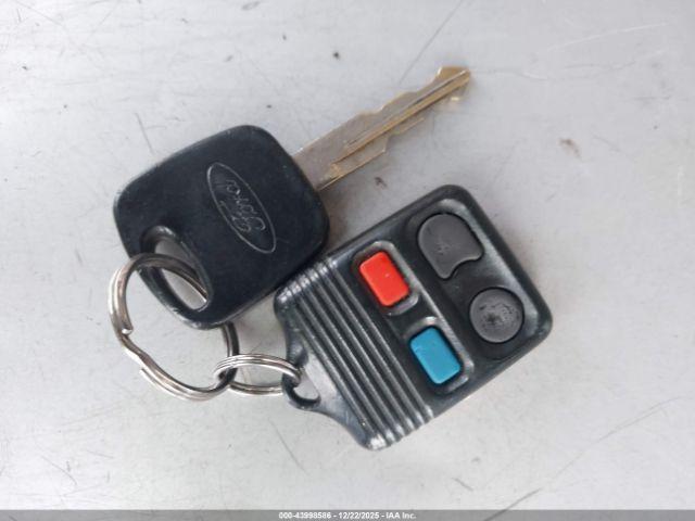 Ford Mustang Image 16