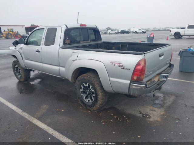 Toyota Tacoma Base V6 Image 4