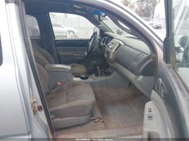 Toyota Tacoma Base V6 Image 19