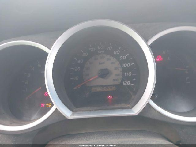 Toyota Tacoma Base V6 Image 15