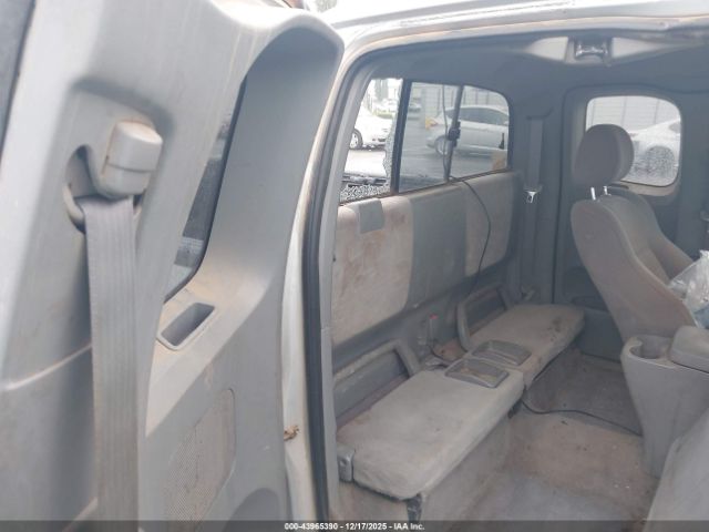 Toyota Tacoma Base V6 Image 13